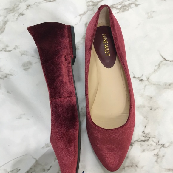 nine west velvet flats